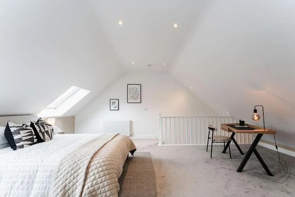 Boutique Apartment - Mazerystays Exley