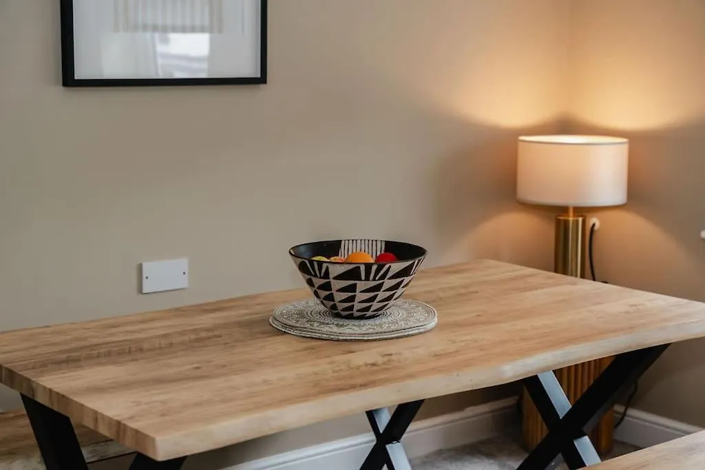 Boutique Apartment - Mazerystays Exley